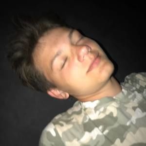 Meet your Posher, Zachary